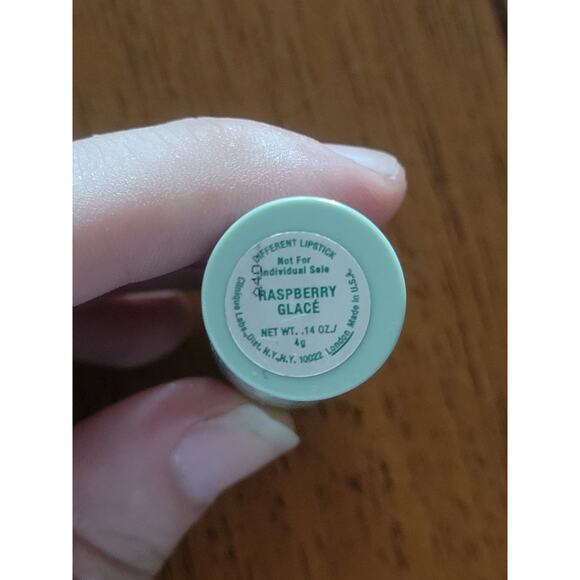 Clinique Different Lipstick In Raspberry Glace Green‎ Tube Discontinued NEW - Picture 5 of 5